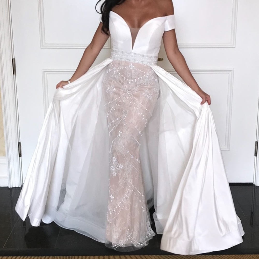 Stunning Gown.